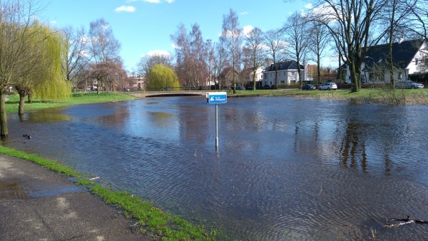 Vistrap in Oisterwijkse Stroom is te hoog en houdt grondwater vast