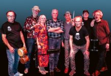 The Froggs spelen bij Mie Pieters in Heukelom