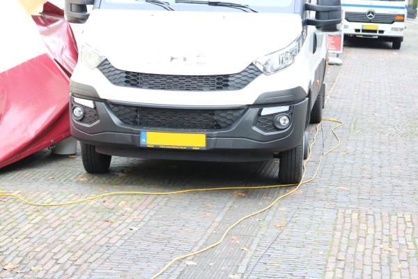 PGB vraagt naar de bekende blindengeleidestrook weg