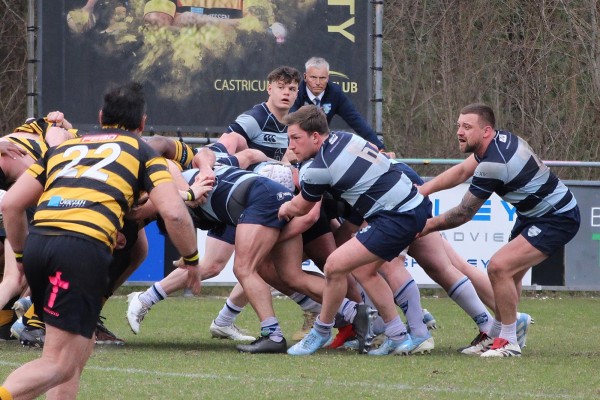 Oisterwijk rugbyteam van de Oysters wint uitwedstrijd in Castricum