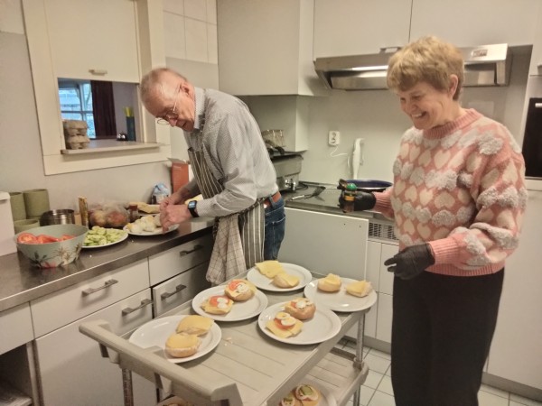 Live muziek en vers gekookt bij Wijklunch Pannenschuur