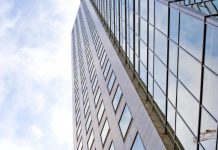 ISO 9001: kwaliteitsborging in oplaadinfrastructuur en batterijcellen *