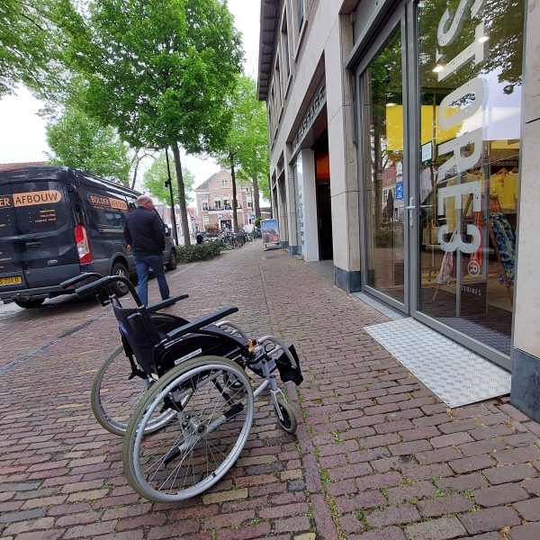 Welke winkels en horeca zijn goed toegankelijk met rolstoel?