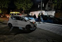Dronken vrouw botst tegen stilstaande auto’s