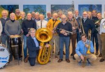 Bigband Los Zand op Oisterwijkse kiosk