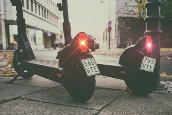 Vanaf 1 juli 2025: Kentekenplicht voor elektrische steps – Wat betekent dit voor jou? *
