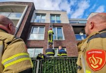 Brandweer Oisterwijk helpt bij gesloten deur