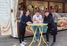 Jeugd geniet van Moergestelse kermis