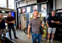 Al 15 jaar bij nacht en ontij op pad voor onze lezers! (+ Video)