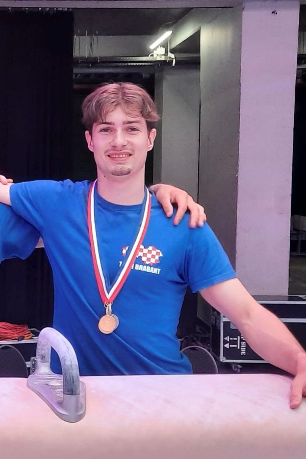 Turner Mark Verstijnen haalt goud in Ahoy Rotterdam