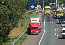Vrachtwagen met pech zorgt voor file bij Moergestel