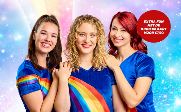 K3 tribute voor de kids tijdens Reuzenweekend Oisterwijk