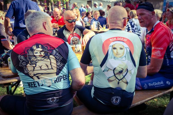 Brabants Mooiste wielertocht door Oisterwijk (de foto’s!)