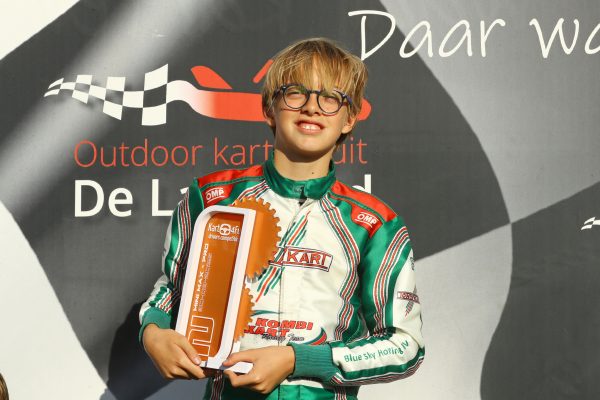 Haarense karter voor het eerst op podium
