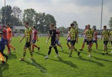 Nemelaer Haaren tenonder bij Roda Boys