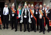 Prinsenbal daags voor 11-11 bij De Pierewaaiers Moergestel