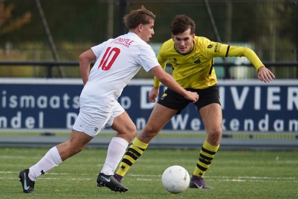 Trinitas Oisterwijk viert zege op Hank Trinitas Oisterwijk viert zege op Hank