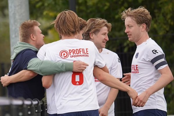 Trinitas Oisterwijk wint van FC Engelen