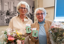Oisterwijkse ontvangt Tilburgse trofee voor hulp aan Vrouwen Gilde