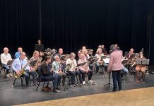 Muzikanten van Muzikansen met eerste certificaat beloond