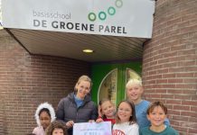 900 euro voor hulp aan Sinterklaas