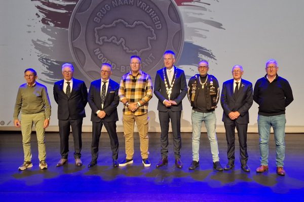 Burgemeester ontmoet Oisterwijkse veteranen