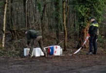 Vermoedelijk dumping drugsafval in Oisterwijkse bossen