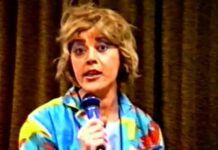 Beeldbank Oisterwijk: Inkijkje Oisterwijkse Revue ‘Ge Ziet Mar’, 1987