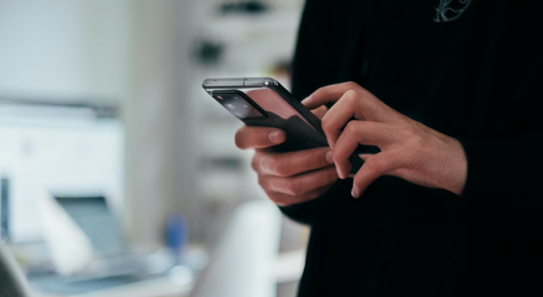 Waarom huishoudens anders naar internet en tv kijken *