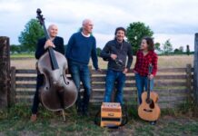 Brookside Barn bij Mie Pieters Heukelom Brookside Barn bij Mie Pieters Heukelom