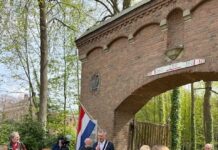 Schoolkinderen herdenken in Haaren en Oisterwijk (+ Video) Schoolkinderen herdenken in Haaren en Oisterwijk (+ Video)