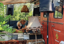 10 Jaar Mie Pieters Heukelom met vier keer live muziek! 10 Jaar Mie Pieters Heukelom met vier keer live muziek!