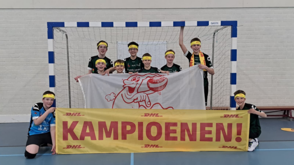 Jongens van Roef – White Demons D1 kampioen