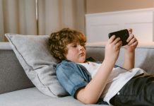 Leer meer over mediaopvoeding voor ouders en kinderen Leer meer over mediaopvoeding voor ouders en kinderen